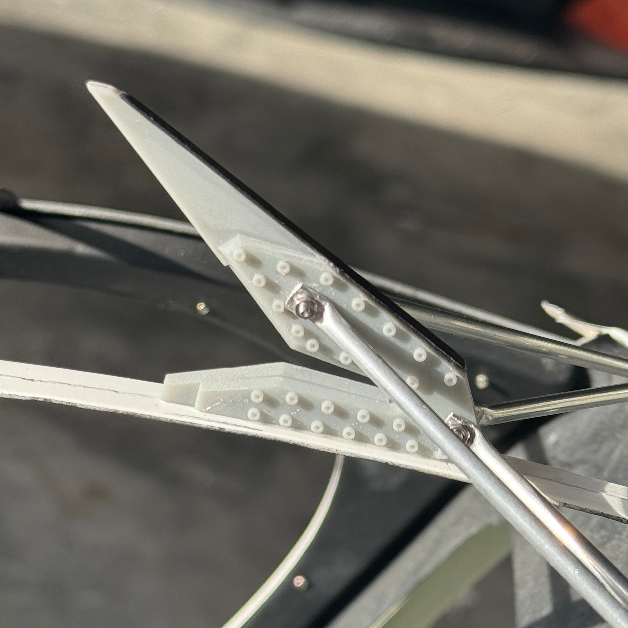 Upper Wire-strike Cutter
