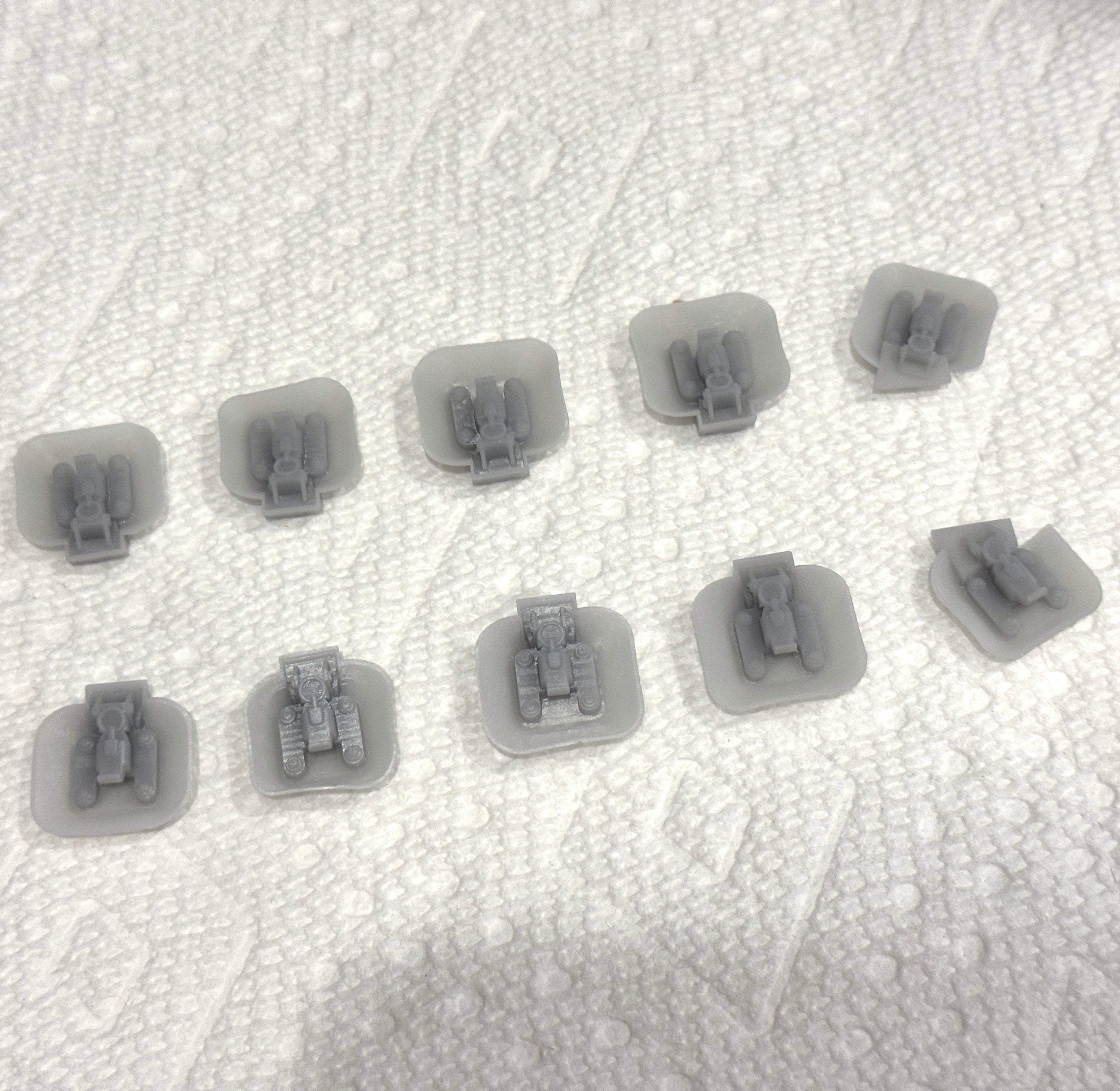 AS 365/EC155 Doghouse Latches